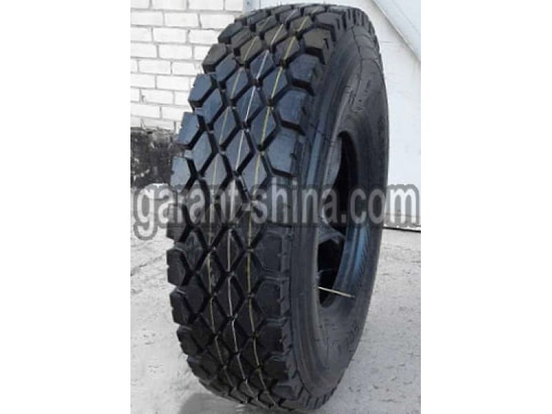 Шина Onyx HO616 (универсальная: Ромб) 9.00 R20 144/142K 16PR